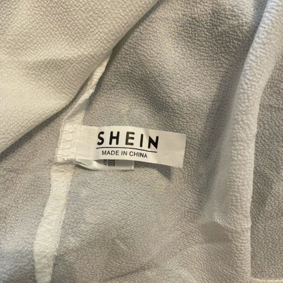 SHEIN Top - Picture 5 of 7